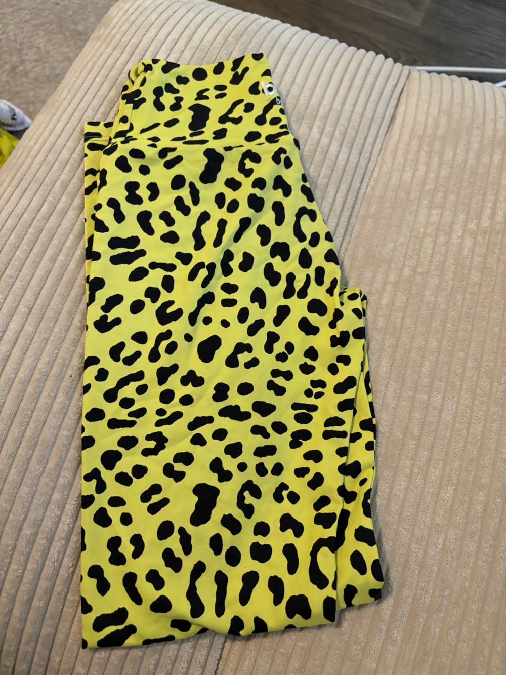Leopard print workout leggings
